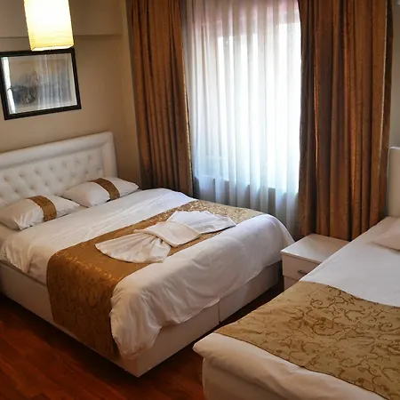 Comfort Hotell 3*